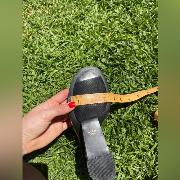 Y2K Vintage Clear Rainbow Heel with Checkerboard Footbed - Picture 12 of 13